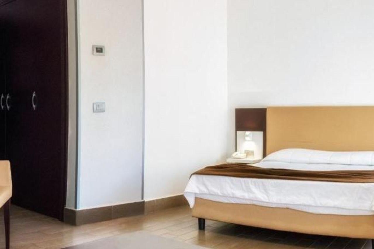 Lh Hotel Excel Roma Montemario מראה חיצוני תמונה