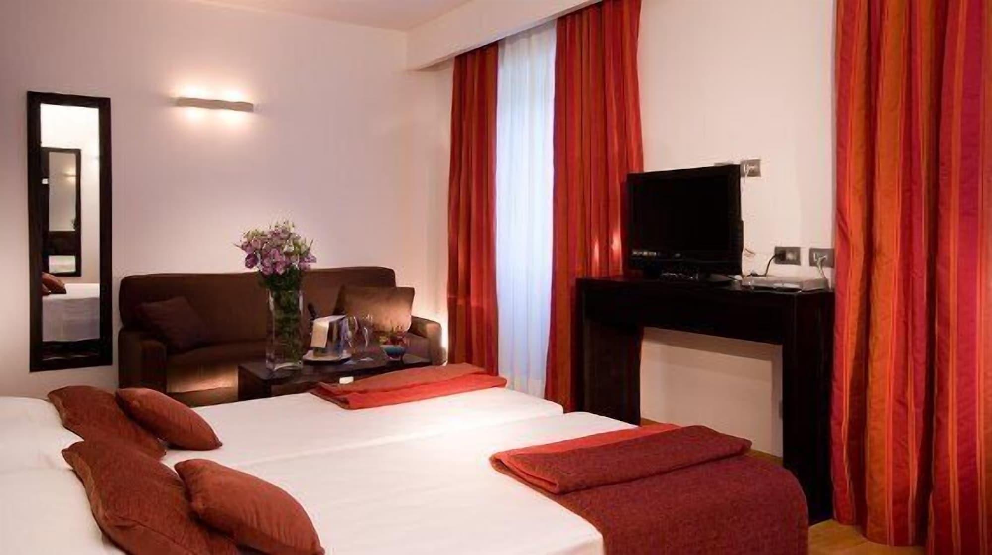 Lh Hotel Excel Roma Montemario מראה חיצוני תמונה